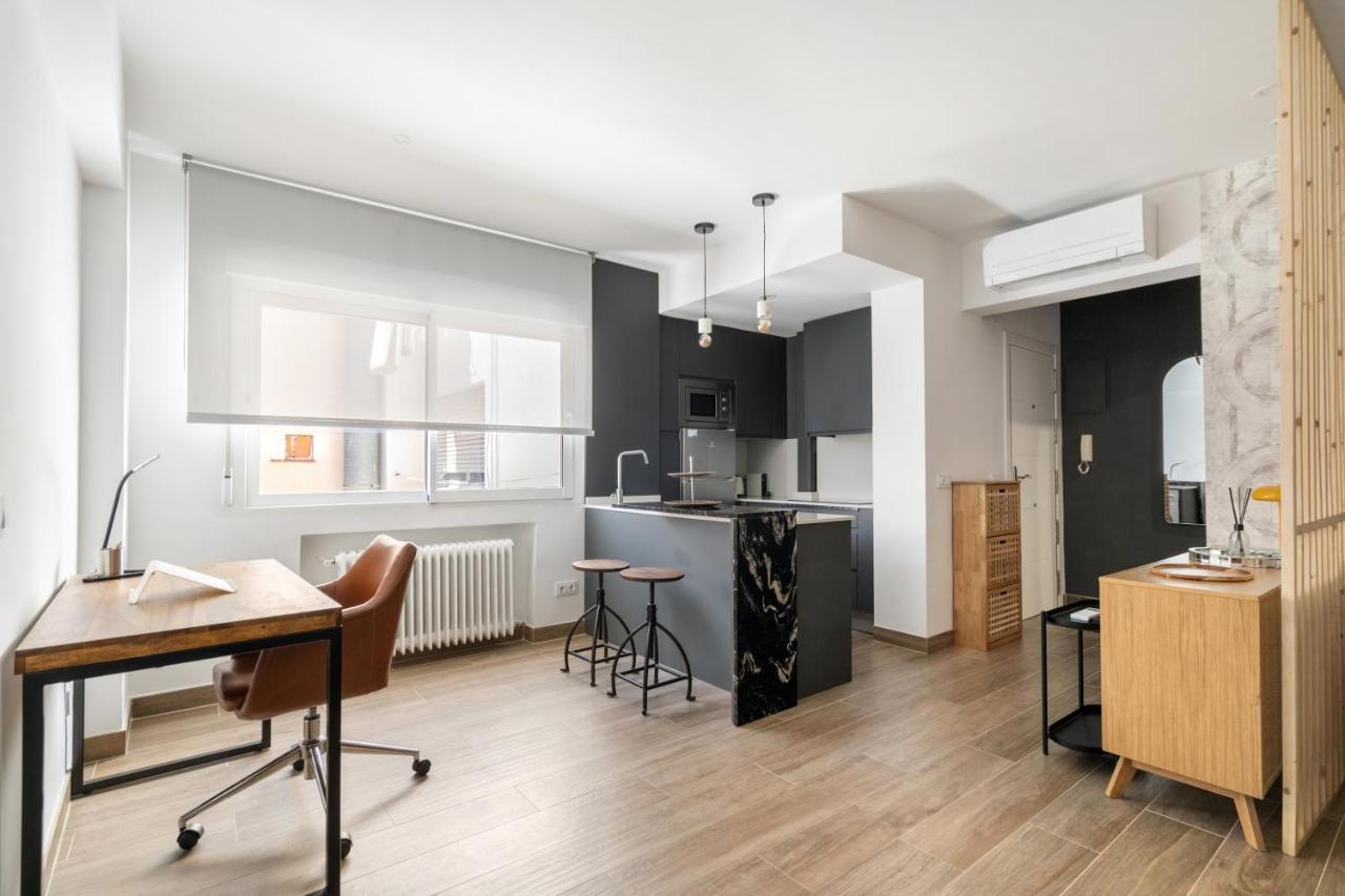 Magico Apartamento En El Centro Madrid Buitenkant foto